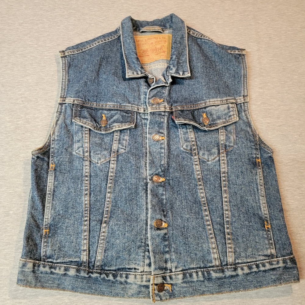 Vintage Levis Type III Denim Vest 70595 4891 Mens Large Blue Made in USA 1993